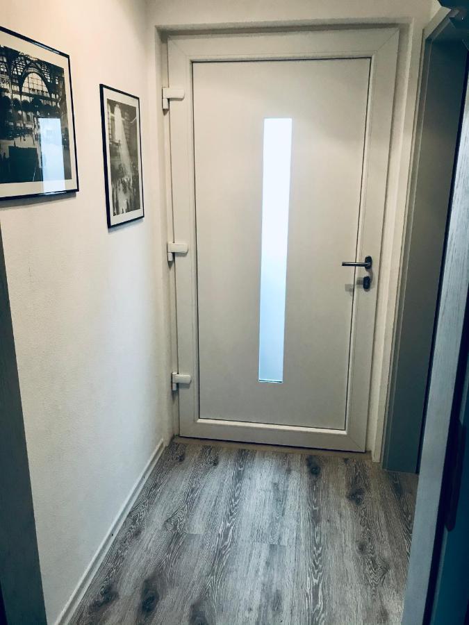 Wohnung Mit Charme, Netflix Райнщетен Екстериор снимка